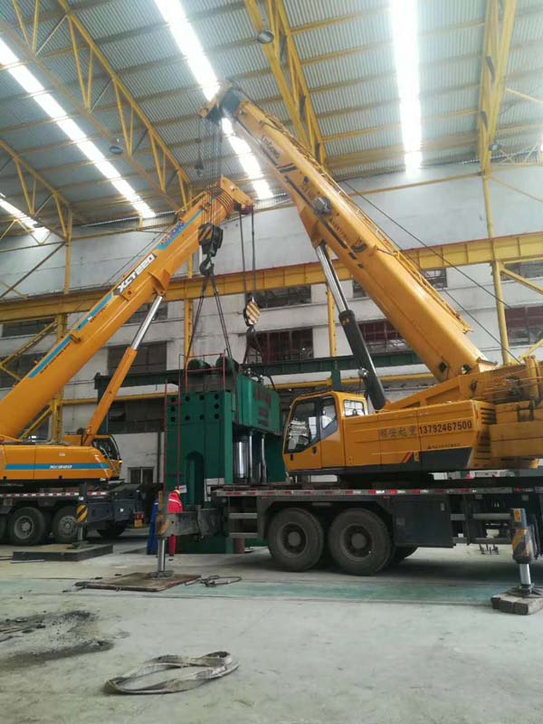 1000KN重型鍛造設備安裝